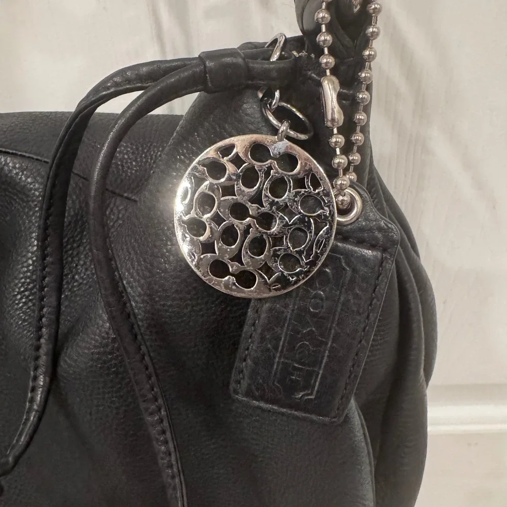 Coach Ali?Black Leather‎ Hobo Bag Silver Tone Hardware vintage 10x14x3 Prelove